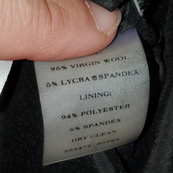 Ann Taylor Petite Seamed Fit Sheath Little Black Sleeveless Dress SZ 10P - Picture 6 of 6